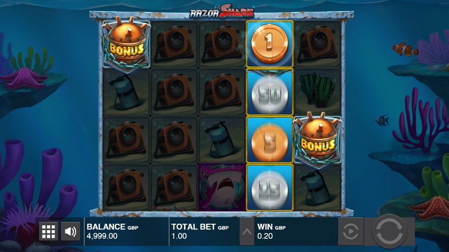 Razor Shark slot Razor Reveal feature