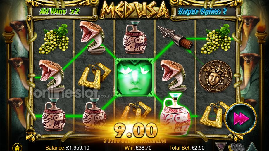Medusa slot Once Bitten Bonus feature