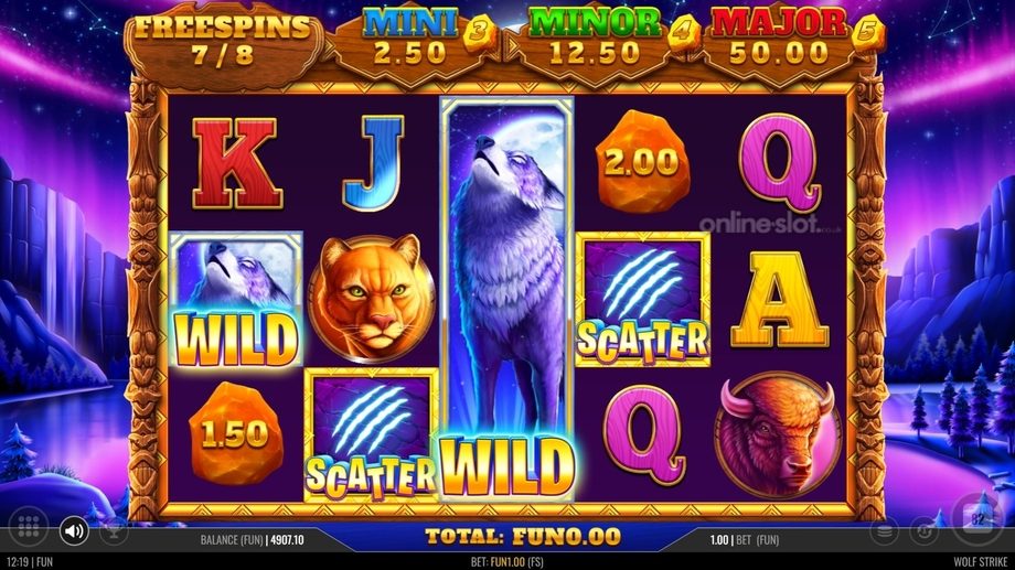 wolf strike slot free spins feature