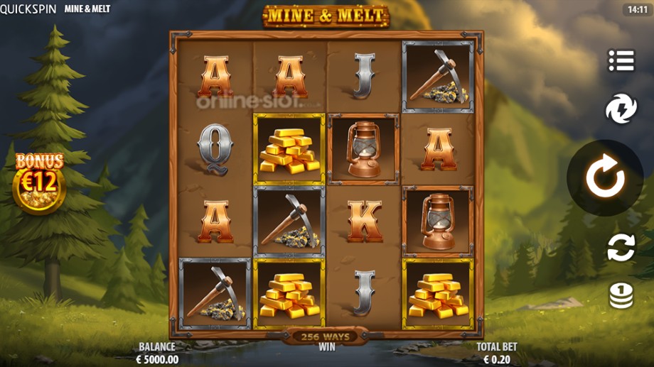 mine & melt slot base game