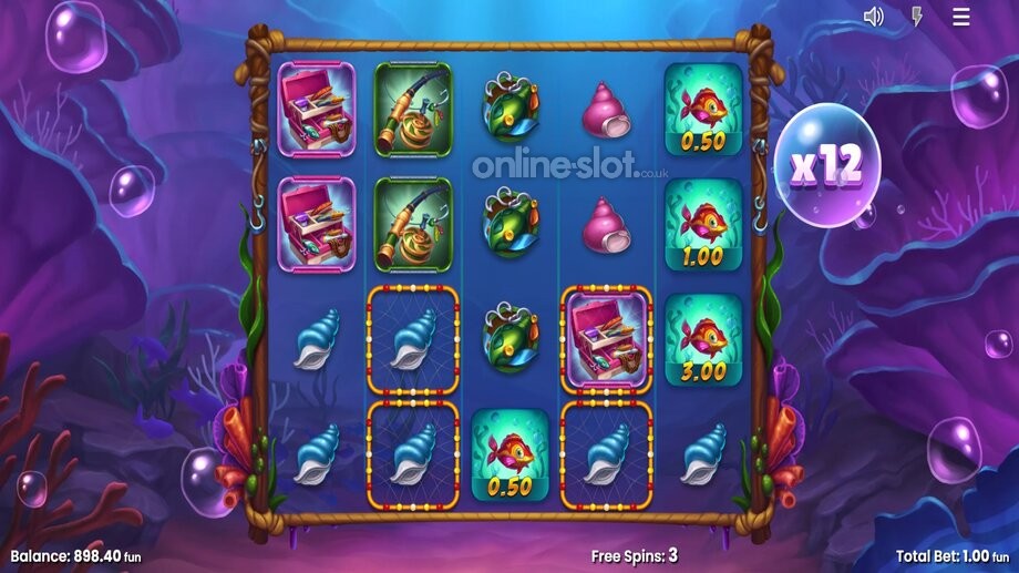 fish n nudge slot free spins feature