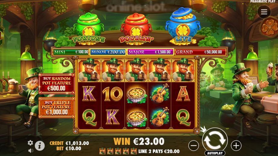 luckys wild pub slot base game